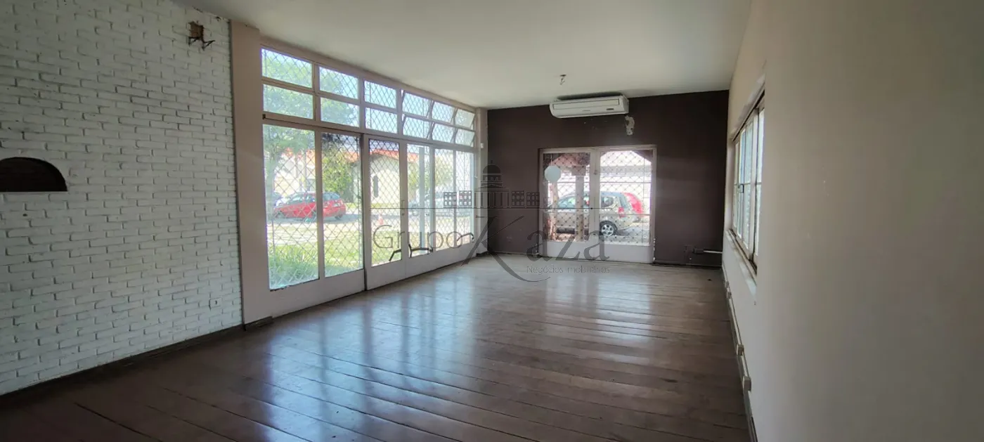 Foto 29 de Comercial Casa em Jardim Leonidia, Jacareí - imagem 29