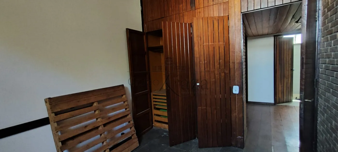 Foto 35 de Comercial Casa em Jardim Leonidia, Jacareí - imagem 35