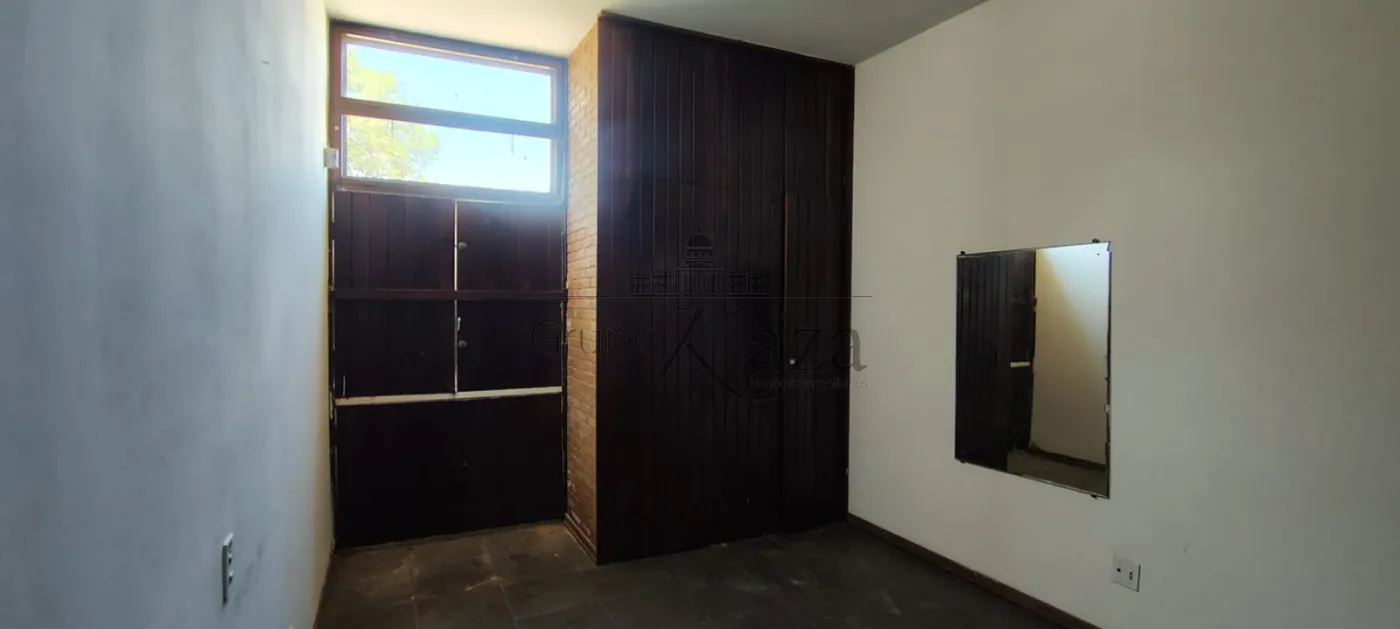 Foto 38 de Comercial Casa em Jardim Leonidia, Jacareí - imagem 38