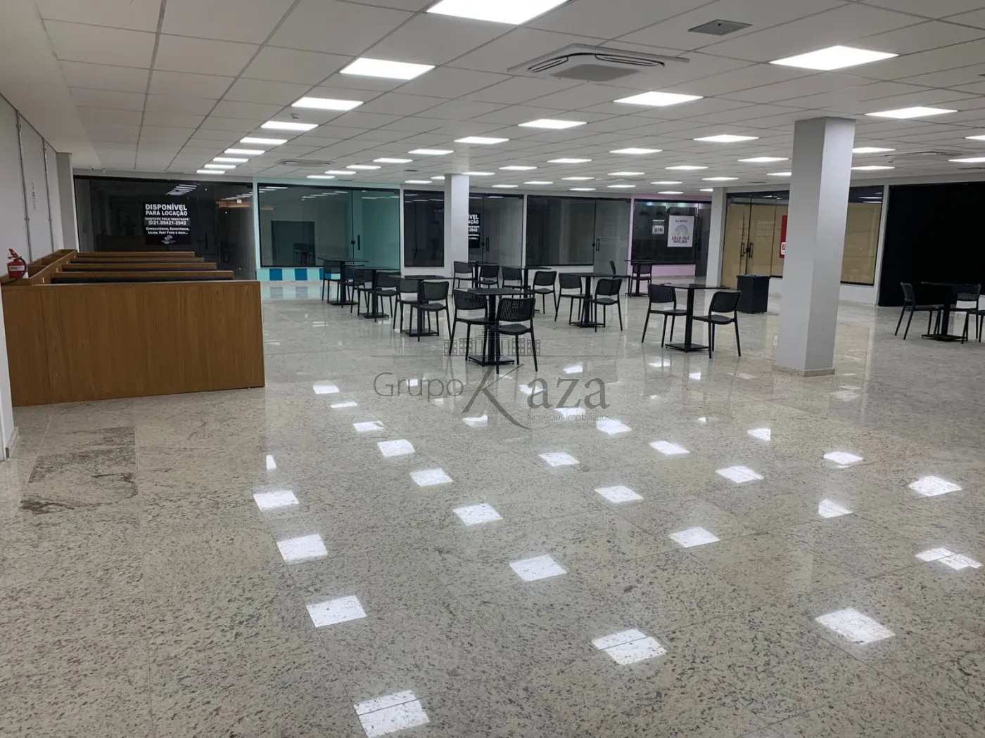 Foto 1 de Comercial Loja em condomínio comercial em Putim, São José dos Campos - imagem 1 Foto 1 de Comercial Loja em condomínio comercial em Putim, São José dos Campos - imagem 1