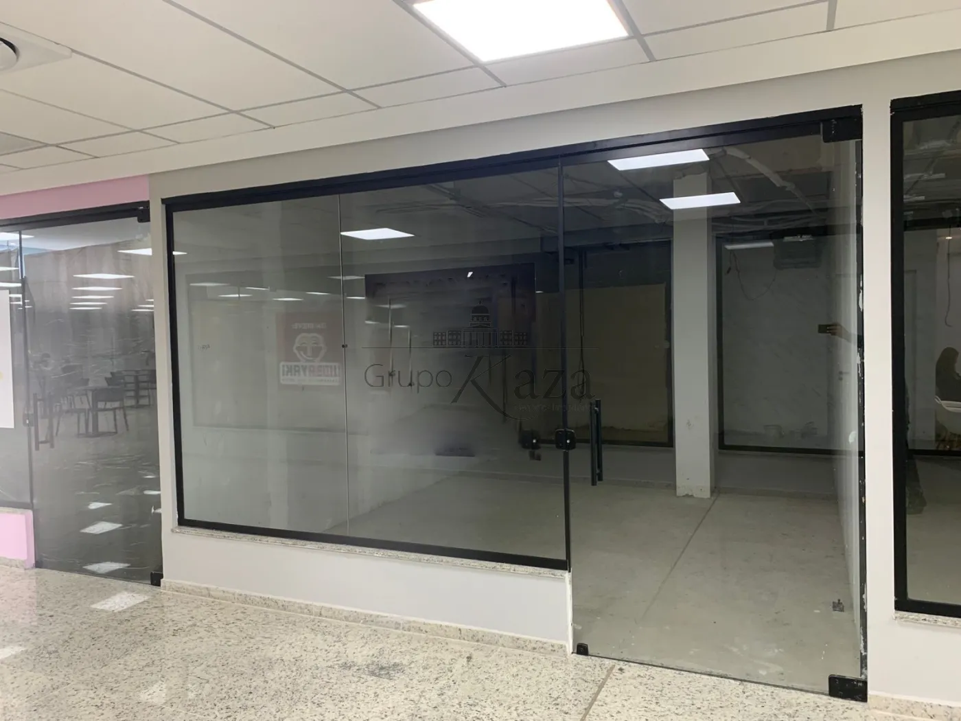 Foto 4 de Comercial Loja em condomínio comercial em Putim, São José dos Campos - imagem 4