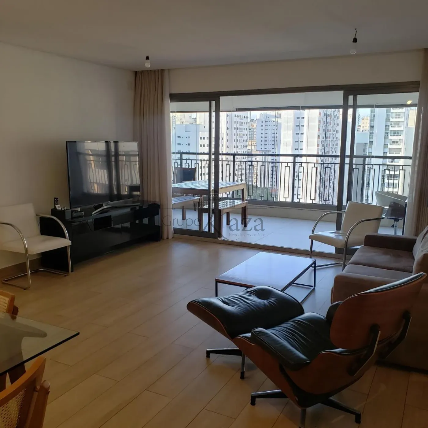 Foto 1 de Apartamento Padrão em Moema, São Paulo - imagem 1