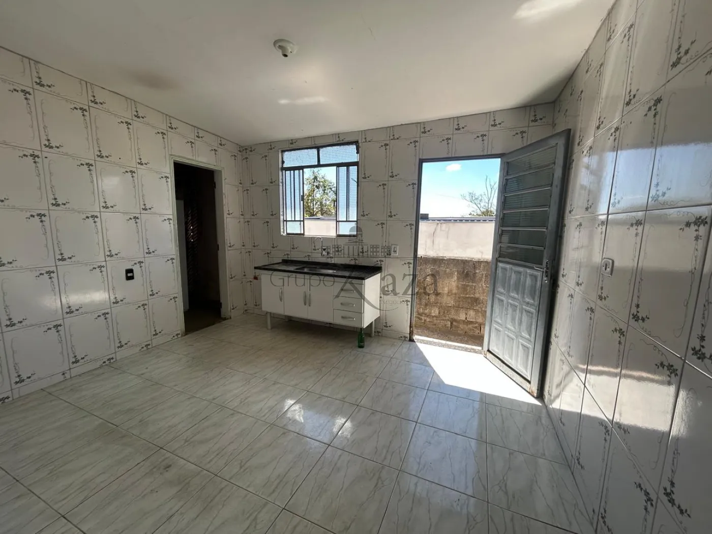 Foto 3 de Casa Padrão em Cidade Salvador, Jacareí - imagem 3 Foto 3 de Casa Padrão em Cidade Salvador, Jacareí - imagem 3