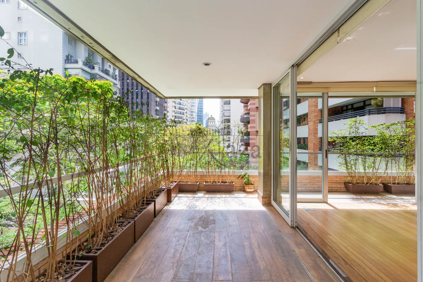 Foto 7 de Apartamento Padrão em Itaim Bibi, São Paulo - imagem 7