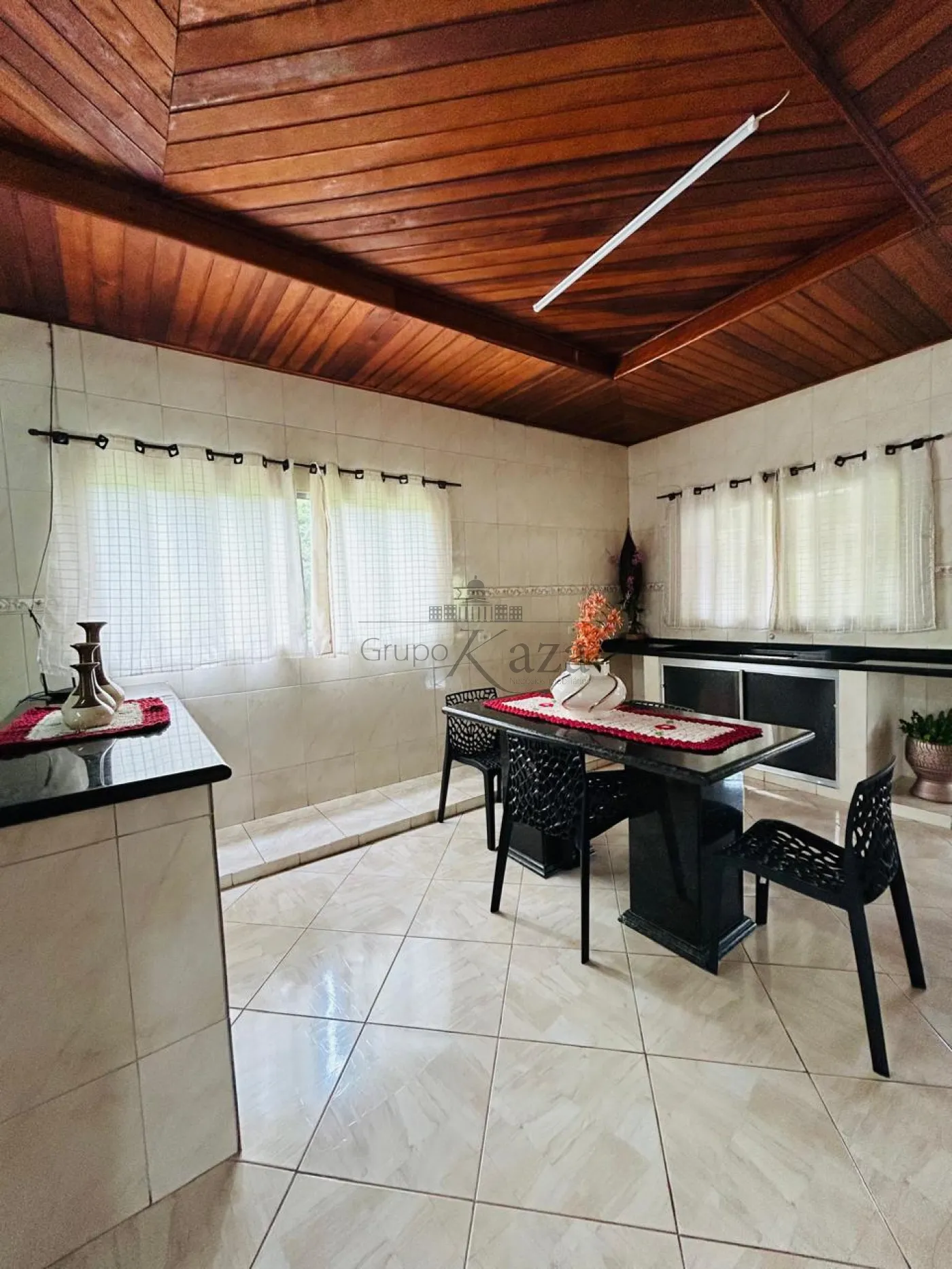 Foto 8 de Rural Chácara em Vila São Geraldo, São José dos Campos - imagem 8