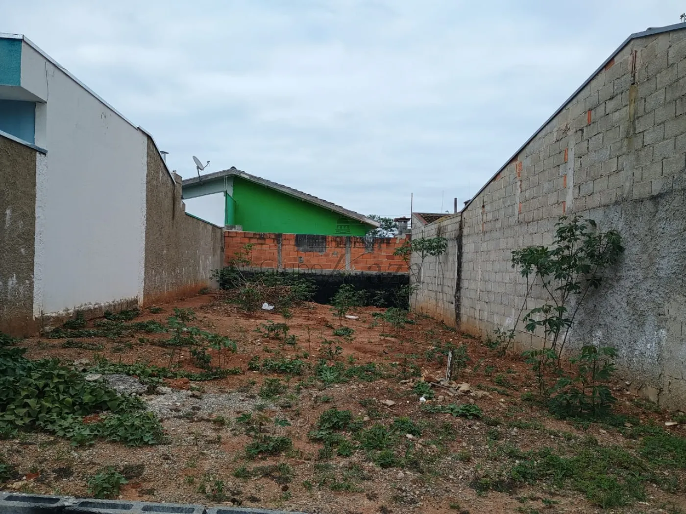 Foto 2 de Terreno Padrão em Jardim Santa Júlia, São José dos Campos - imagem 2