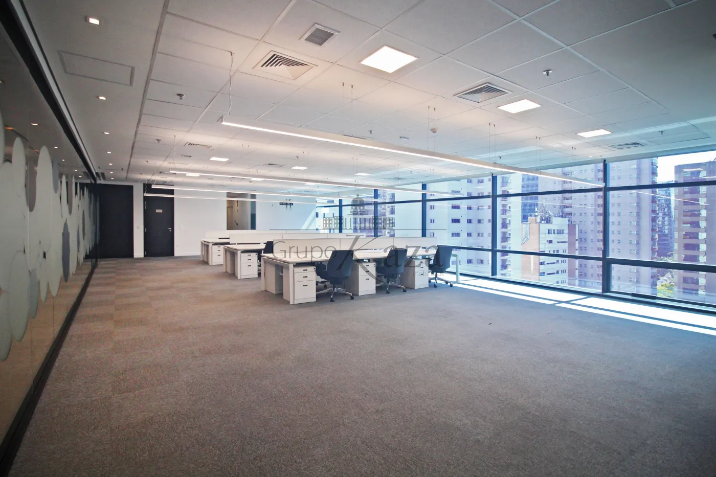 Foto 1 de Comercial Conjunto Comercial em Itaim Bibi, São Paulo - imagem 1 Foto 1 de Comercial Conjunto Comercial em Itaim Bibi, São Paulo - imagem 1