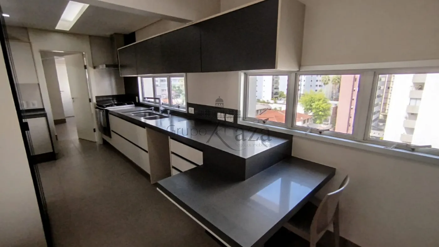 Foto 12 de Apartamento Padrão em Jardins, São Paulo - imagem 12