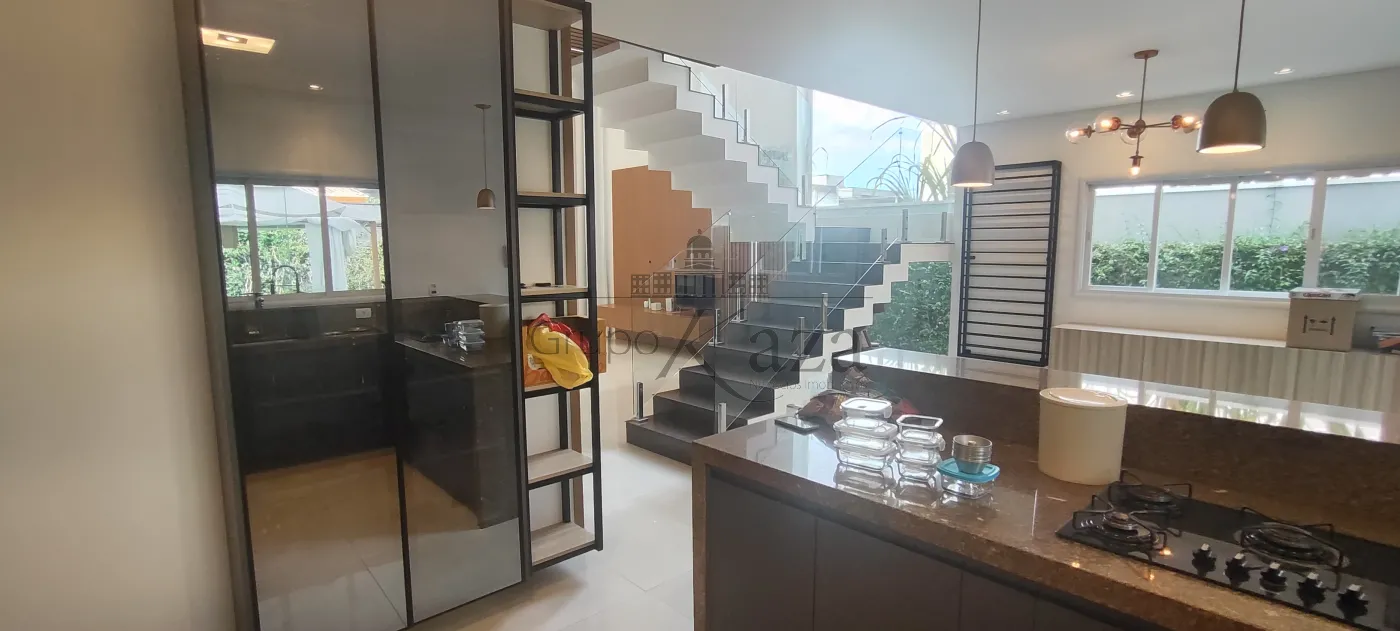 Foto 17 de Casa Condomínio em Jardim Califórnia, Jacareí - imagem 17