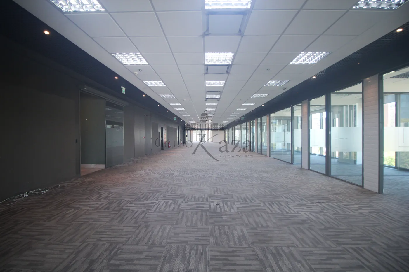 Foto 2 de Comercial Laje Corporativa em Itaim Bibi, São Paulo - imagem 2 Foto 2 de Comercial Laje Corporativa em Itaim Bibi, São Paulo - imagem 2