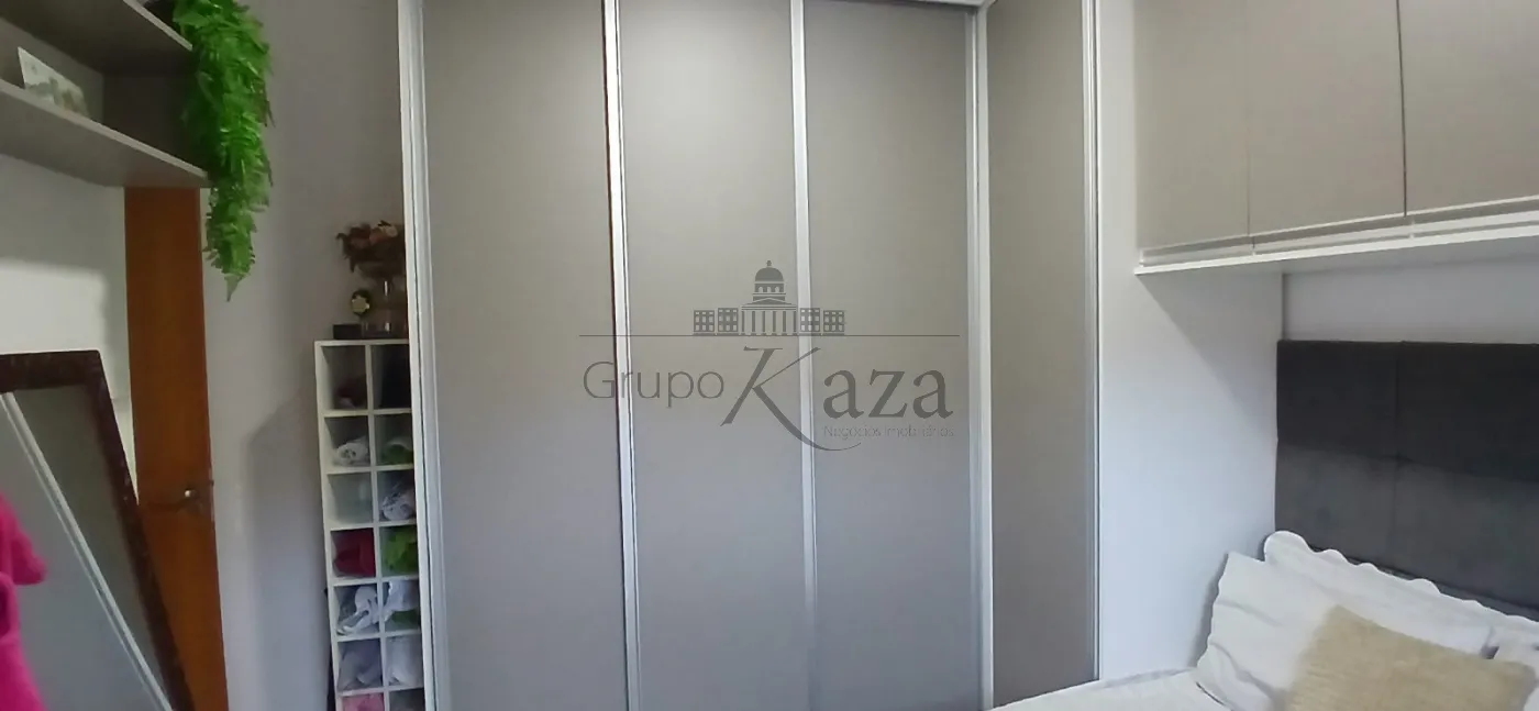 Foto 8 de Casa Padrão em Jardim Copacabana, São José dos Campos - imagem 8