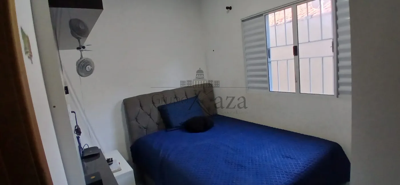 Foto 10 de Casa Padrão em Jardim Copacabana, São José dos Campos - imagem 10