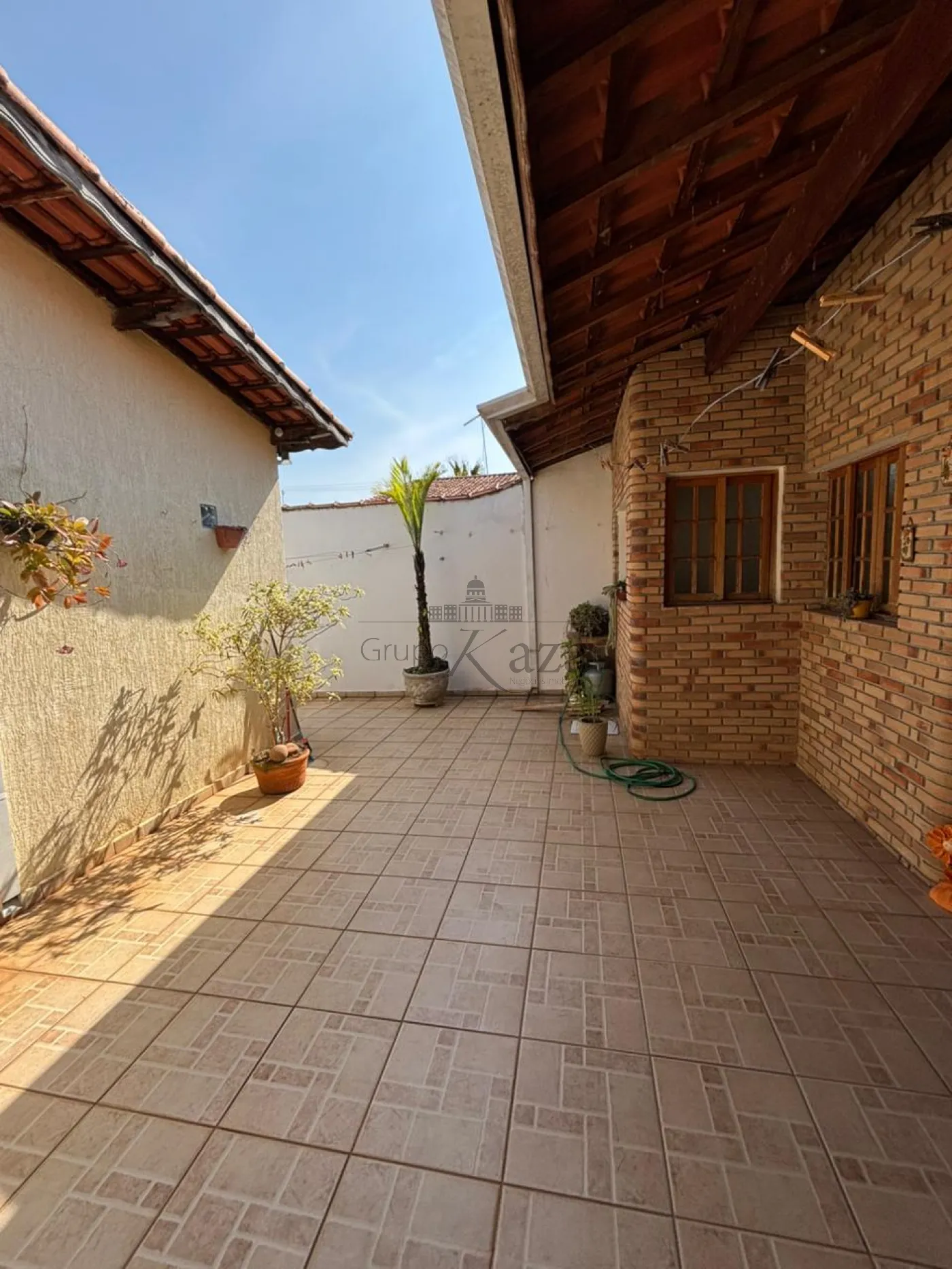 Foto 11 de Casa Padrão em Jardim Santa Maria, Jacareí - imagem 11