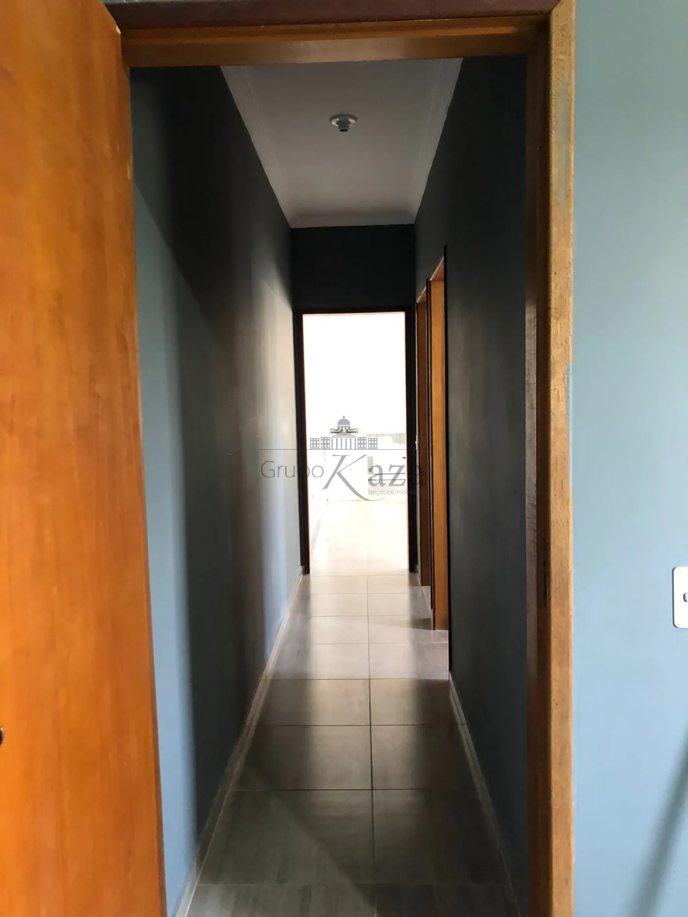 Foto 3 de Comercial Casa em Chácaras Reunidas Igarapés, Jacareí - imagem 3 Foto 3 de Comercial Casa em Chácaras Reunidas Igarapés, Jacareí - imagem 3