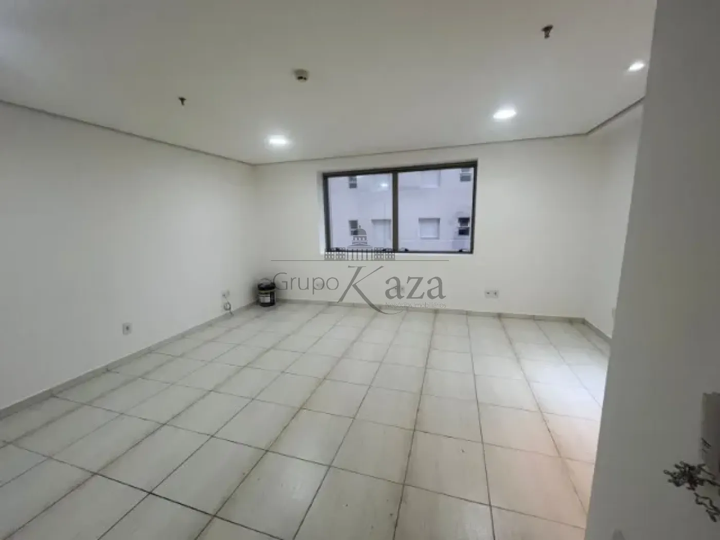 Foto 3 de Comercial Sala Condomínio em Jardim Oswaldo Cruz, São José dos Campos - imagem 3 Foto 3 de Comercial Sala Condomínio em Jardim Oswaldo Cruz, São José dos Campos - imagem 3