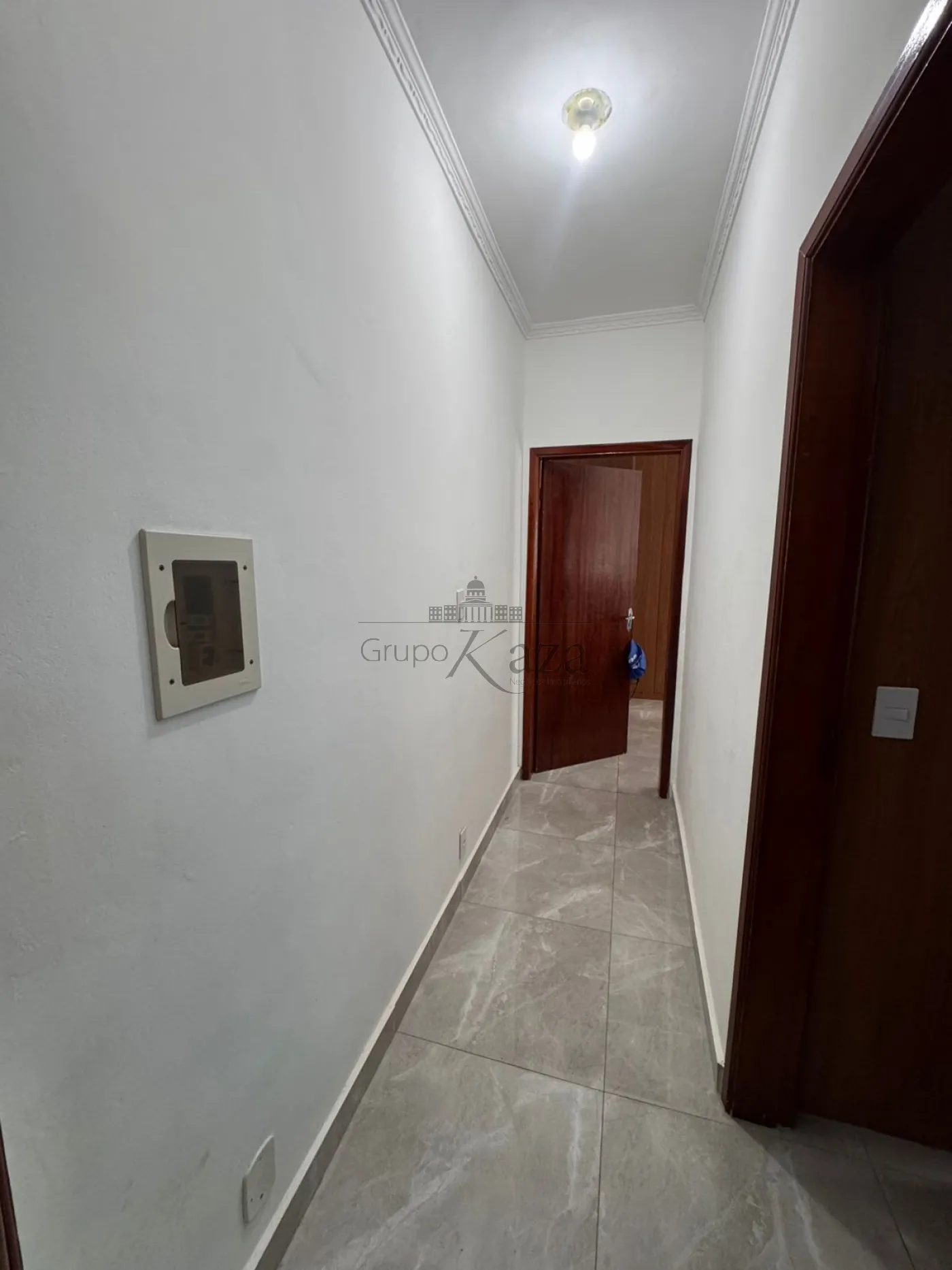 Foto 8 de Casa Padrão em Bosque dos Ipês, São José dos Campos - imagem 8