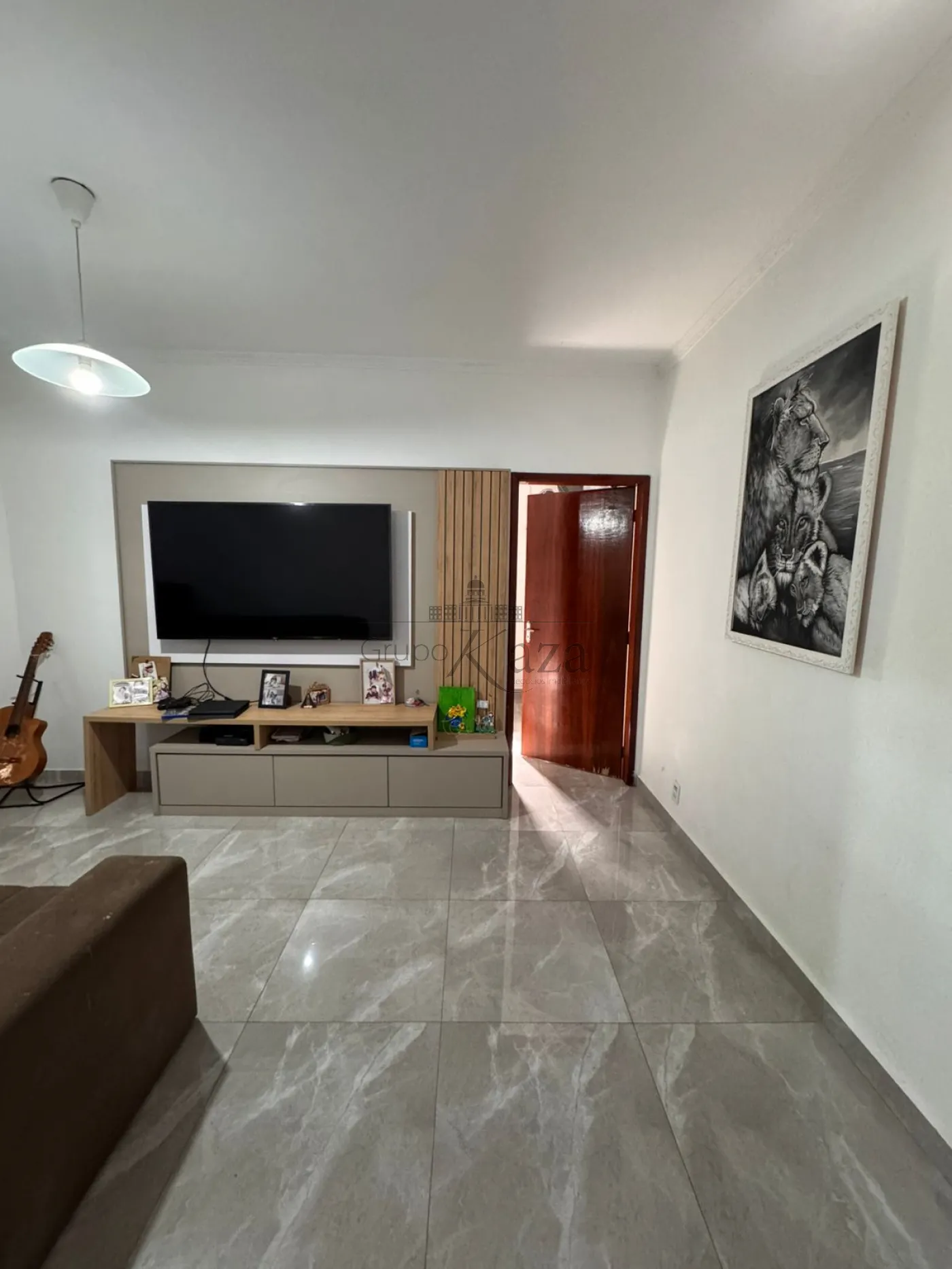 Foto 3 de Casa Padrão em Bosque dos Ipês, São José dos Campos - imagem 3 Foto 3 de Casa Padrão em Bosque dos Ipês, São José dos Campos - imagem 3