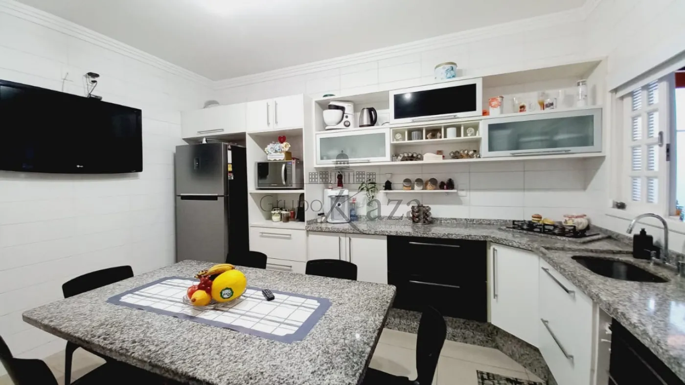 Foto 6 de Casa Sobrado em Bosque dos Eucaliptos, São José dos Campos - imagem 6