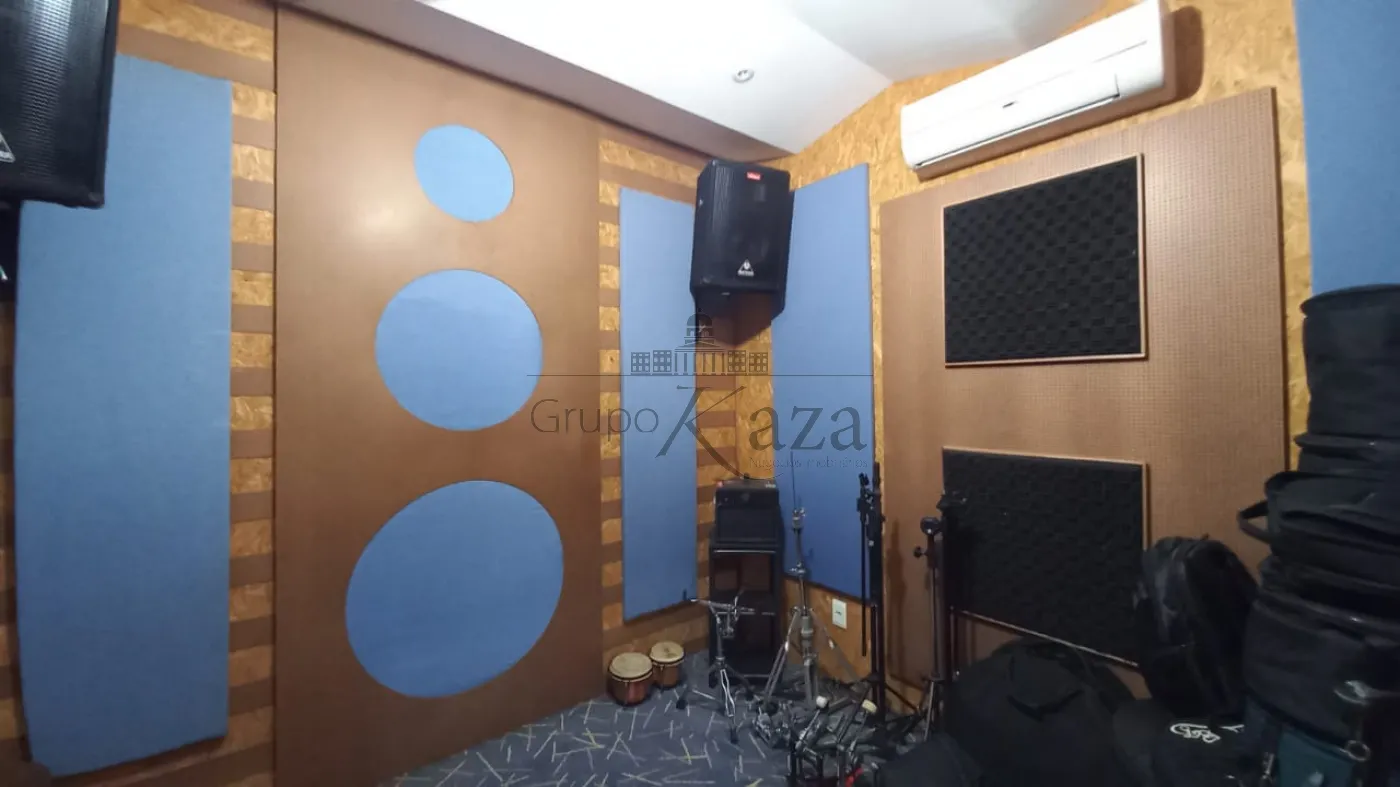 Foto 18 de Casa Sobrado em Bosque dos Eucaliptos, São José dos Campos - imagem 18