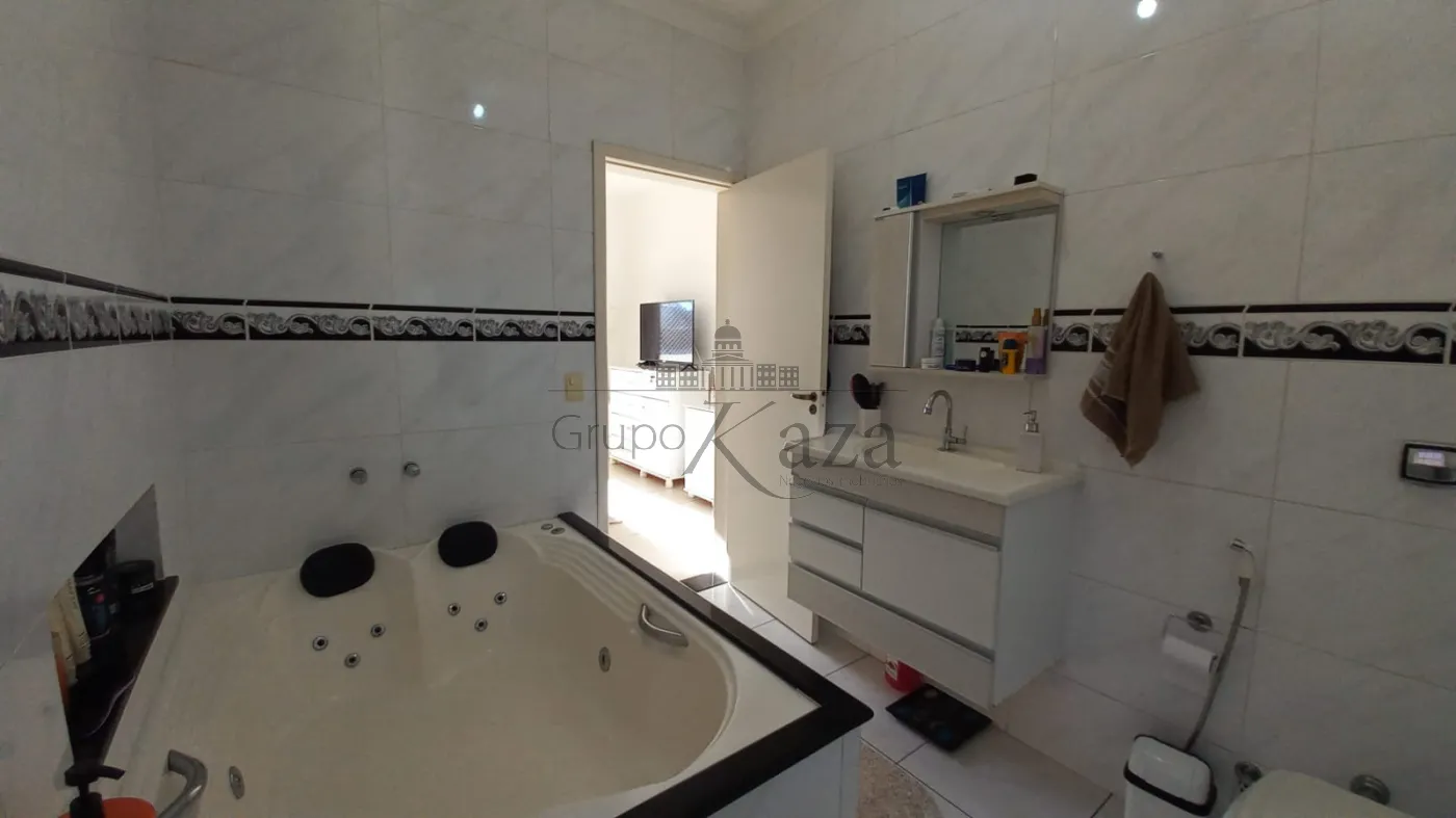 Foto 11 de Casa Sobrado em Bosque dos Eucaliptos, São José dos Campos - imagem 11