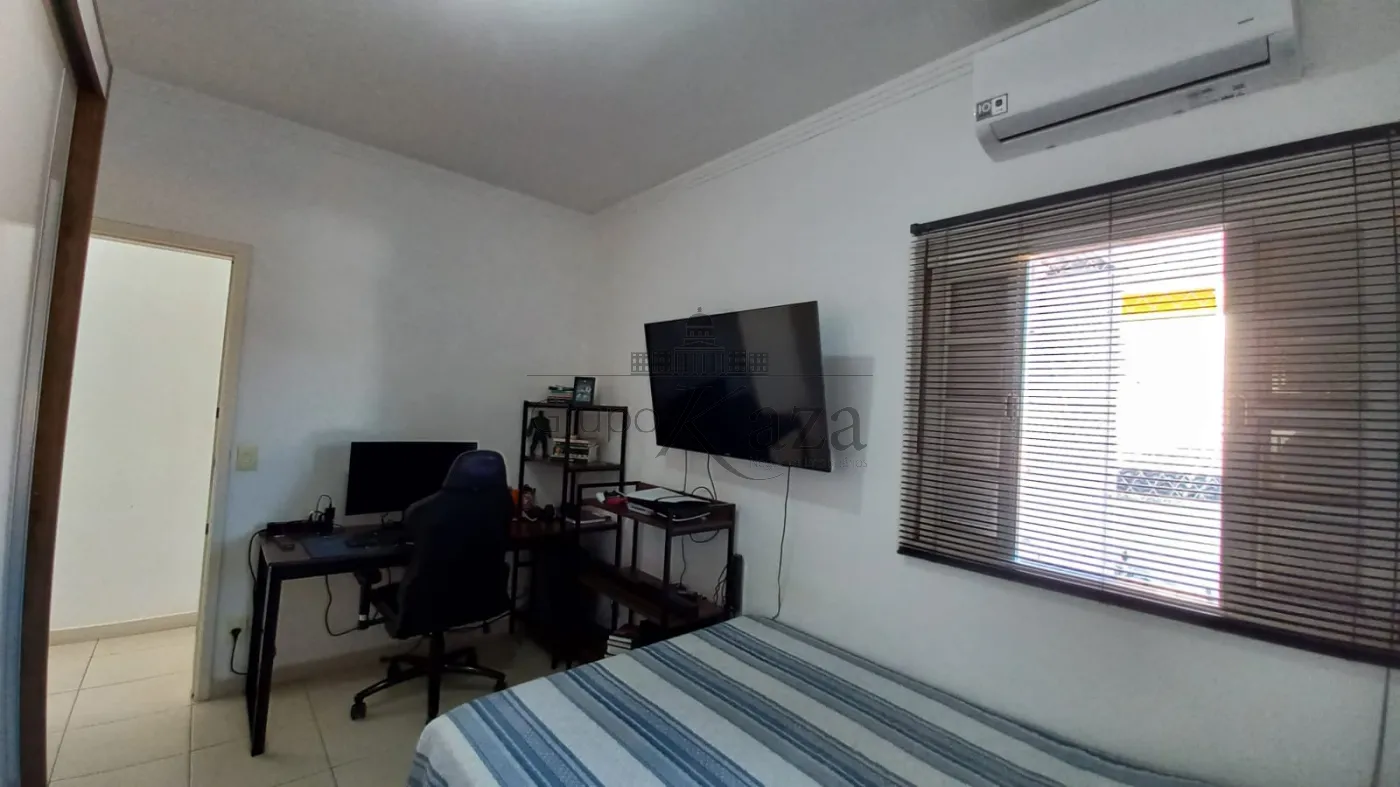 Foto 15 de Casa Sobrado em Bosque dos Eucaliptos, São José dos Campos - imagem 15