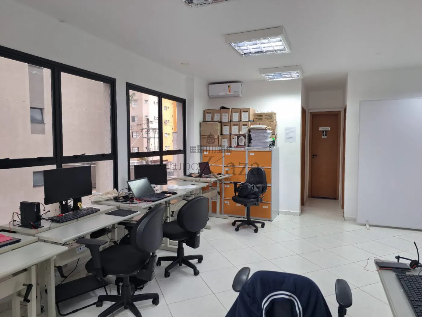 Foto 8 de Comercial Sala Condomínio em Centro, São José dos Campos - imagem 8