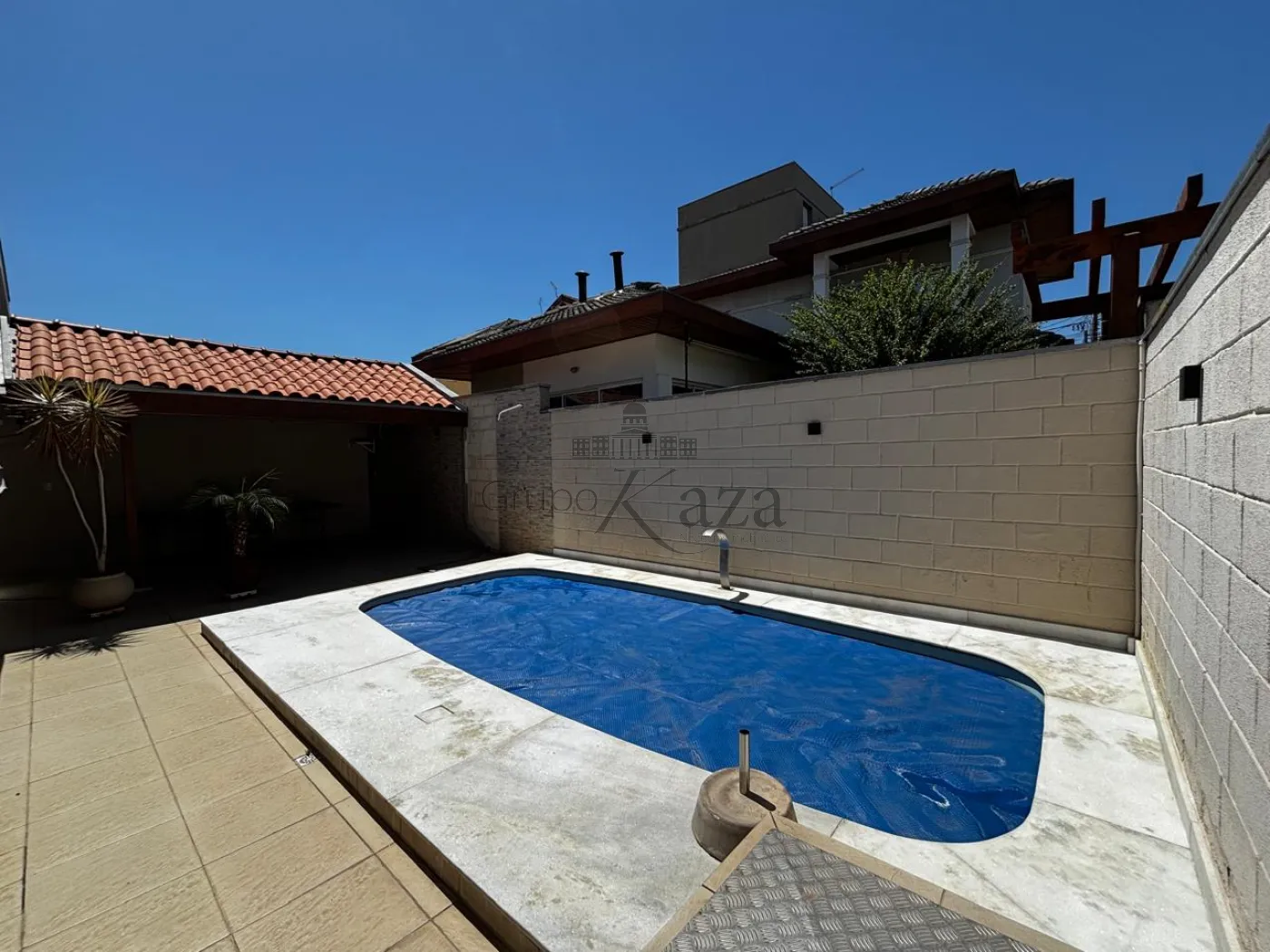 Foto 1 de Comercial Condomínio em Bairro do Grama, Caçapava - imagem 1 Foto 1 de Comercial Condomínio em Bairro do Grama, Caçapava - imagem 1