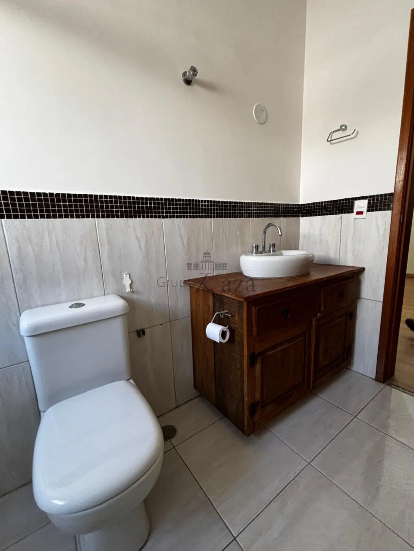 Foto 8 de Comercial Condomínio em Bairro do Grama, Caçapava - imagem 8