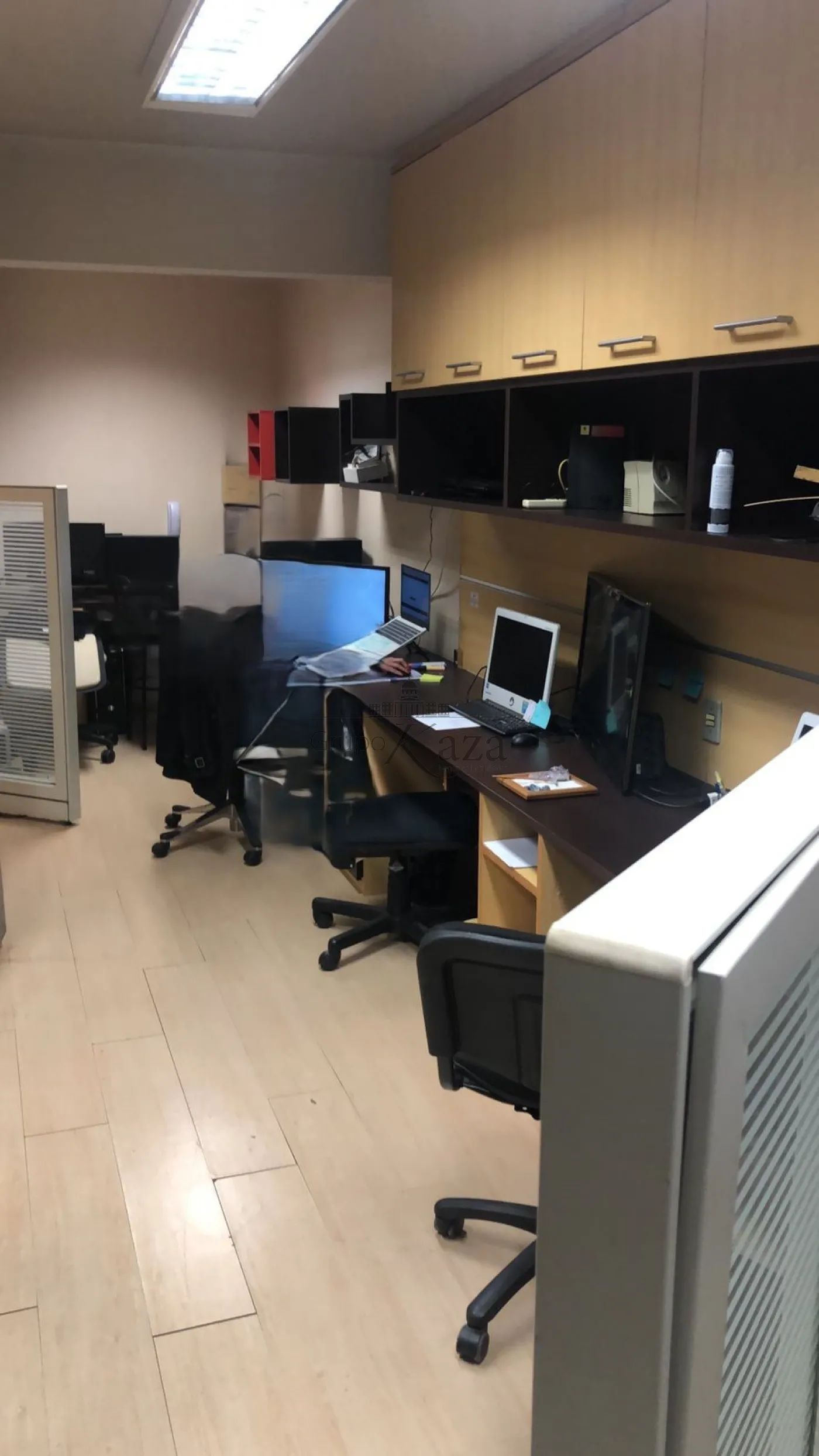 Foto 2 de Comercial Sala Condomínio em Centro, São José dos Campos - imagem 2 Foto 2 de Comercial Sala Condomínio em Centro, São José dos Campos - imagem 2