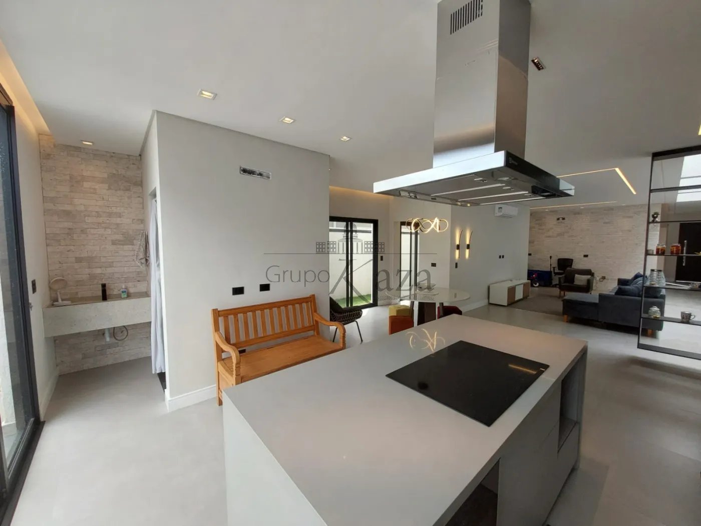 Foto 17 de Casa Condomínio em Jardim Jacinto, Jacareí - imagem 17