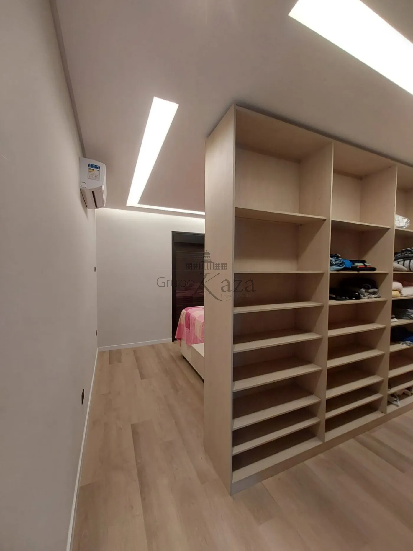 Foto 44 de Casa Condomínio em Jardim Jacinto, Jacareí - imagem 44