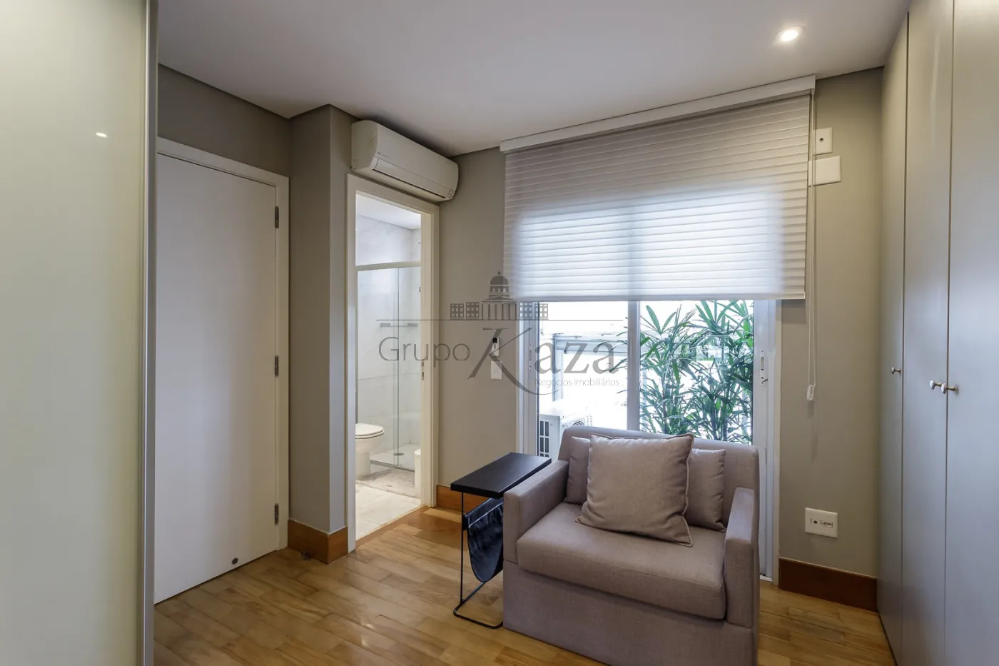 Foto 11 de Apartamento Padrão em Vila Nova Conceição, São Paulo - imagem 11