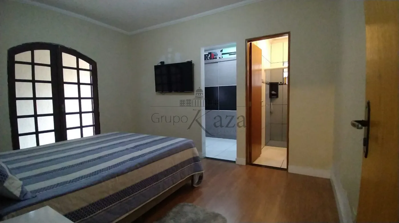 Foto 7 de Casa Padrão em Jardim Santa Marina, Jacareí - imagem 7