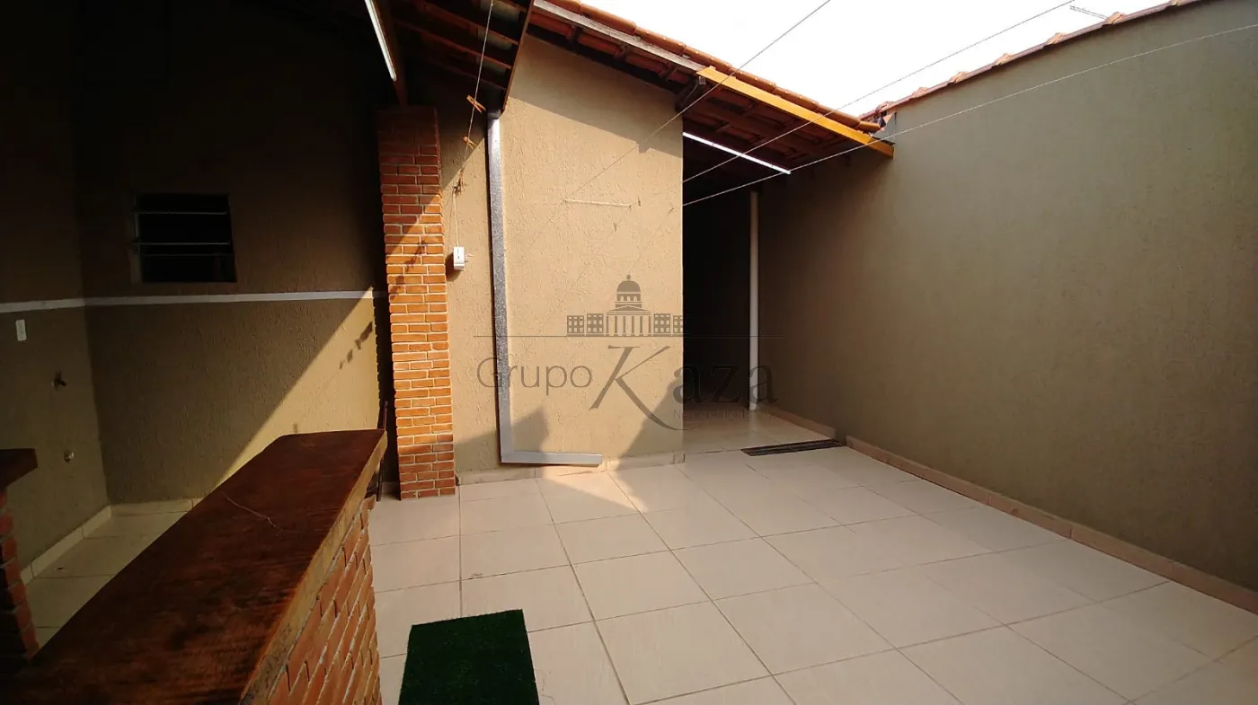 Foto 13 de Casa Padrão em Jardim Santa Marina, Jacareí - imagem 13