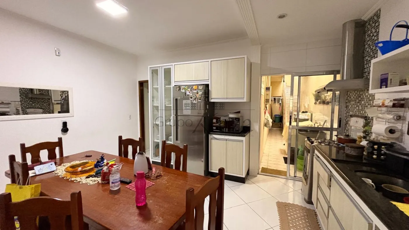 Foto 7 de Casa Sobrado em Bosque dos Eucaliptos, São José dos Campos - imagem 7