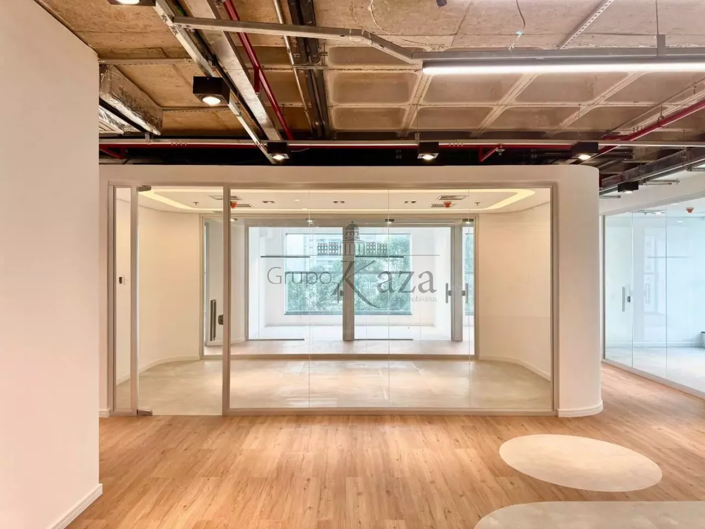 Foto 1 de Comercial Conjunto Comercial em Brooklin, São Paulo - imagem 1 Foto 1 de Comercial Conjunto Comercial em Brooklin, São Paulo - imagem 1