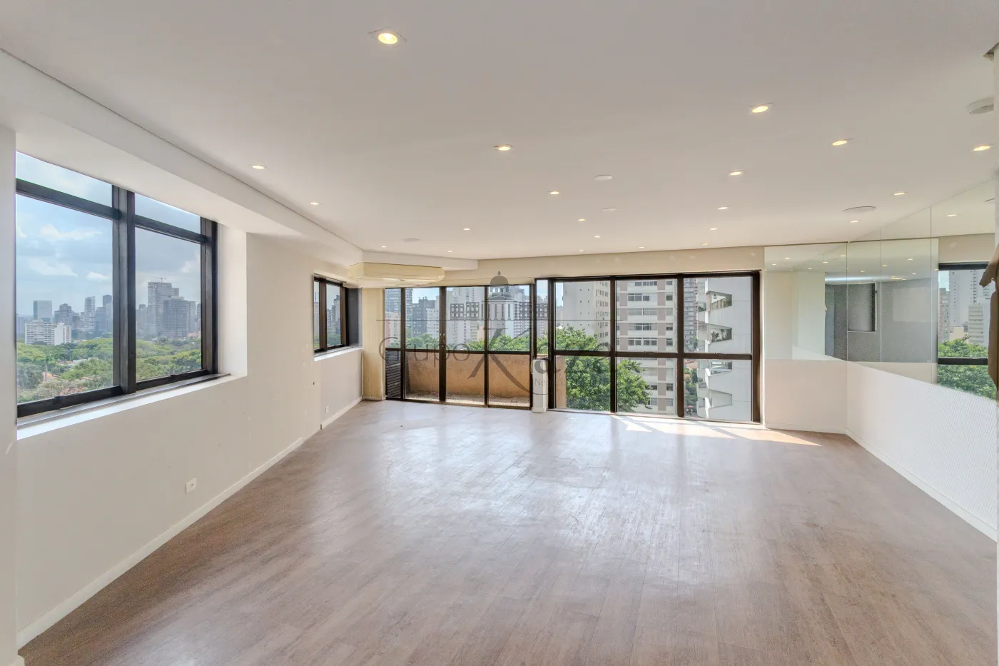 Foto 7 de Comercial Conjunto Comercial em Jardim América, São Paulo - imagem 7