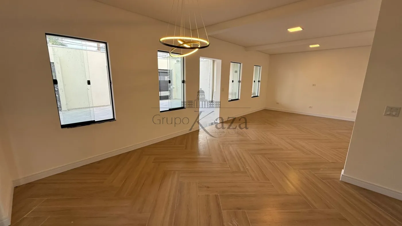 Foto 1 de Casa Térrea em Jardim Satélite, São José dos Campos - imagem 1 Foto 1 de Casa Térrea em Jardim Satélite, São José dos Campos - imagem 1