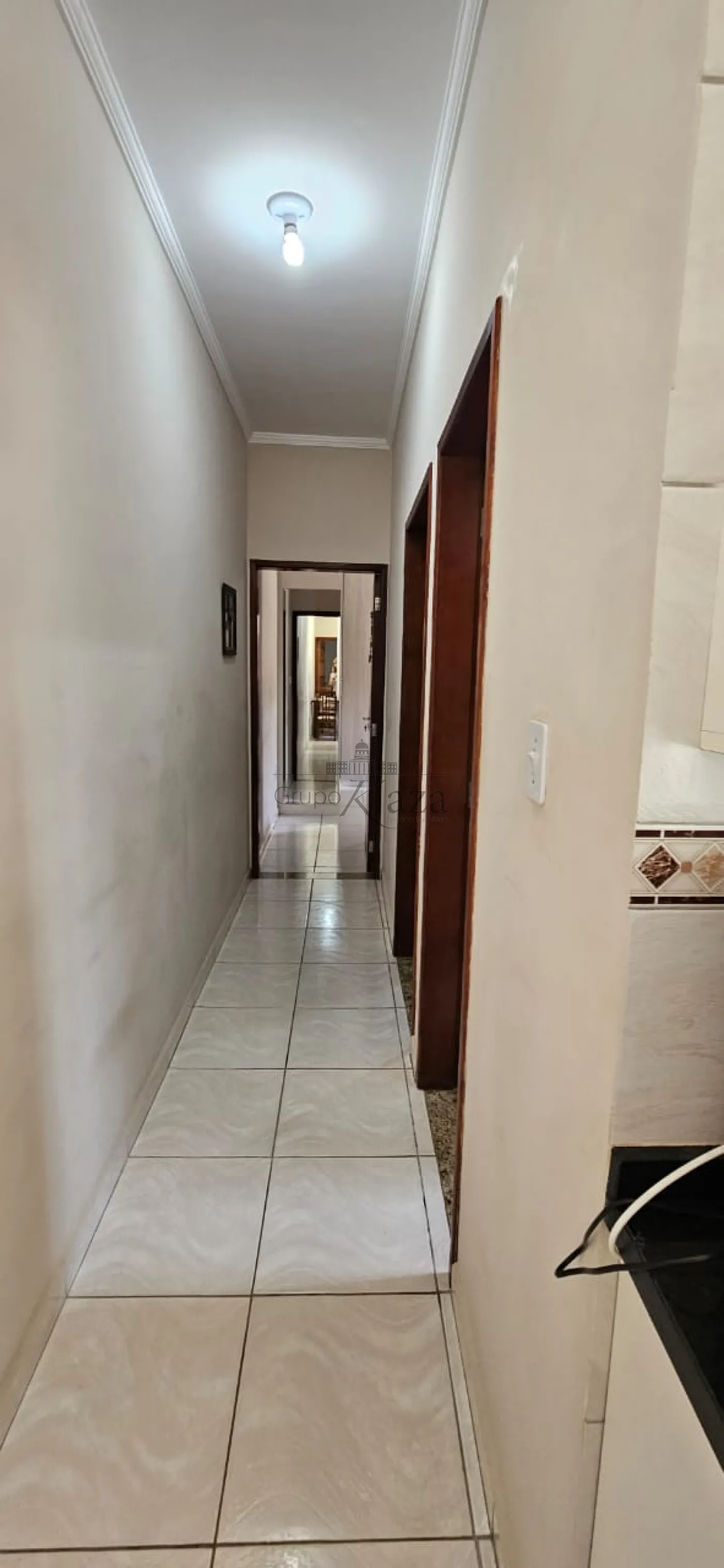 Foto 8 de Casa Padrão em Jardim Nova República, São José dos Campos - imagem 8