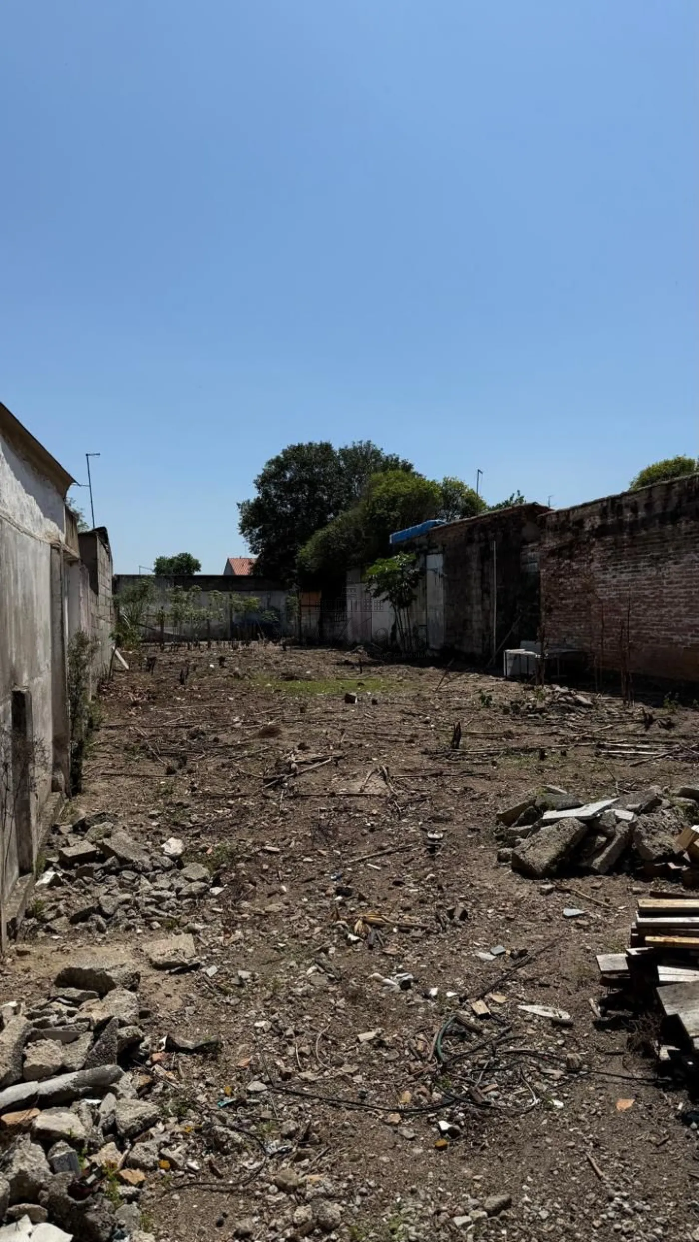 Foto 2 de Terreno Padrão em Eugênio de Mello, São José dos Campos - imagem 2 Foto 2 de Terreno Padrão em Eugênio de Mello, São José dos Campos - imagem 2